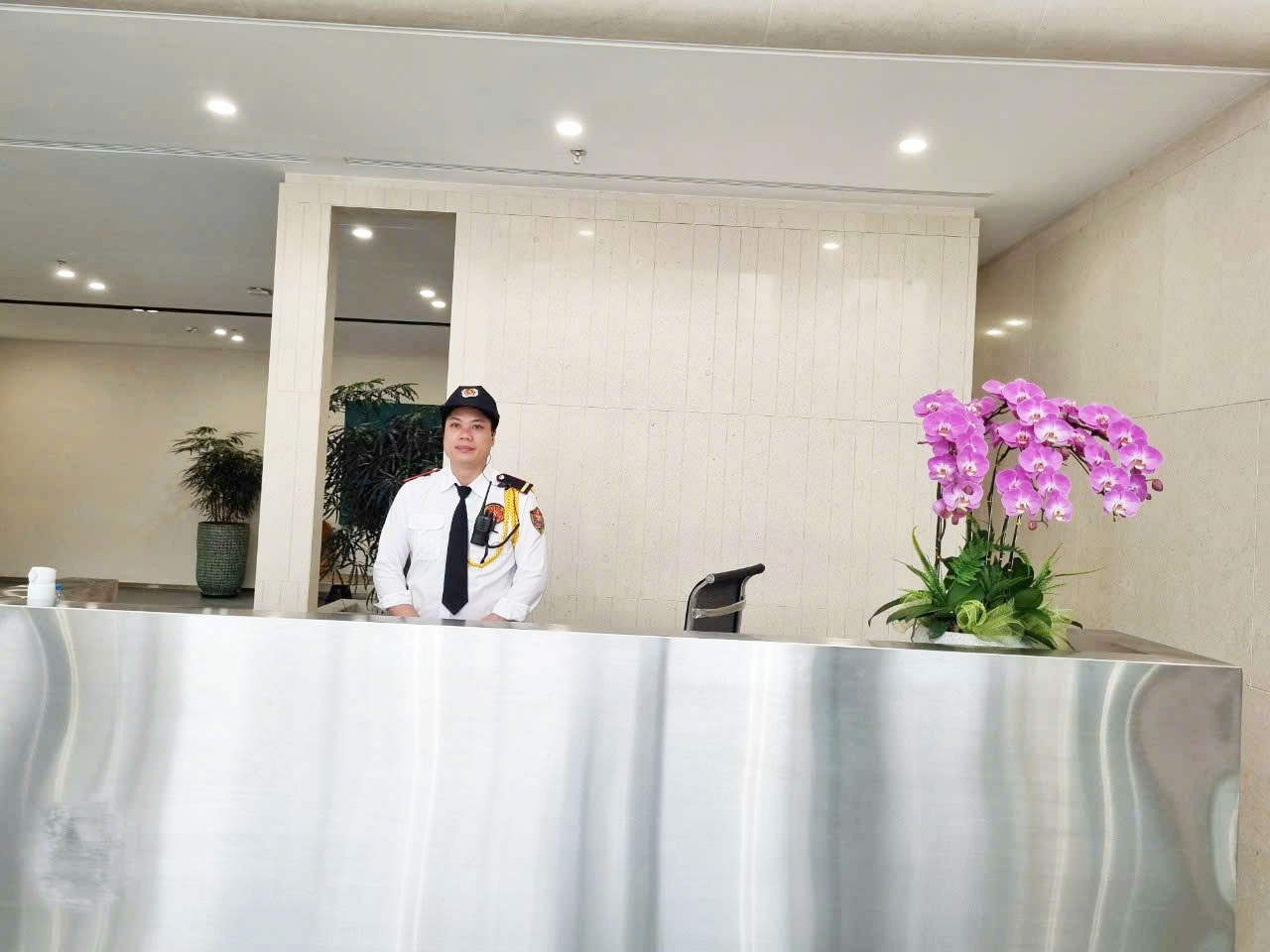 Dịch vụ bảo vệ tòa nhà chuyên nghiệp, uy tín, an toàn 24/7